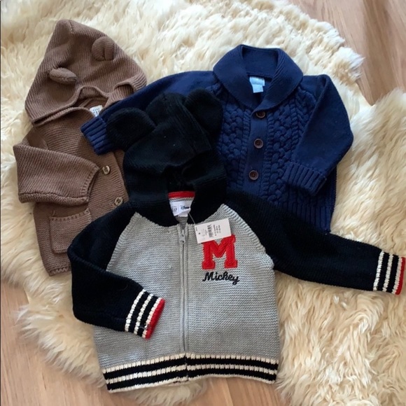 GAP Other - 🎉HOST PICK New Mickey Mouse GAP hoodie bear + 🎁